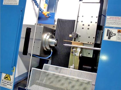 Table-mounted shaft-unloader on OmniTurn GT-75 Table-mounted shaft-unloader on OmniTurn GT-75